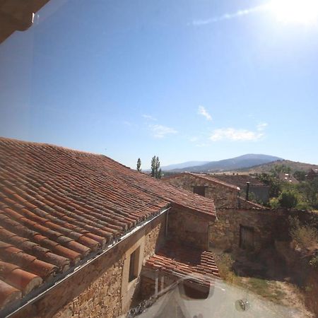 Loboratorio Rural - La Majada Del Acebo Villa Navatejares Exterior photo